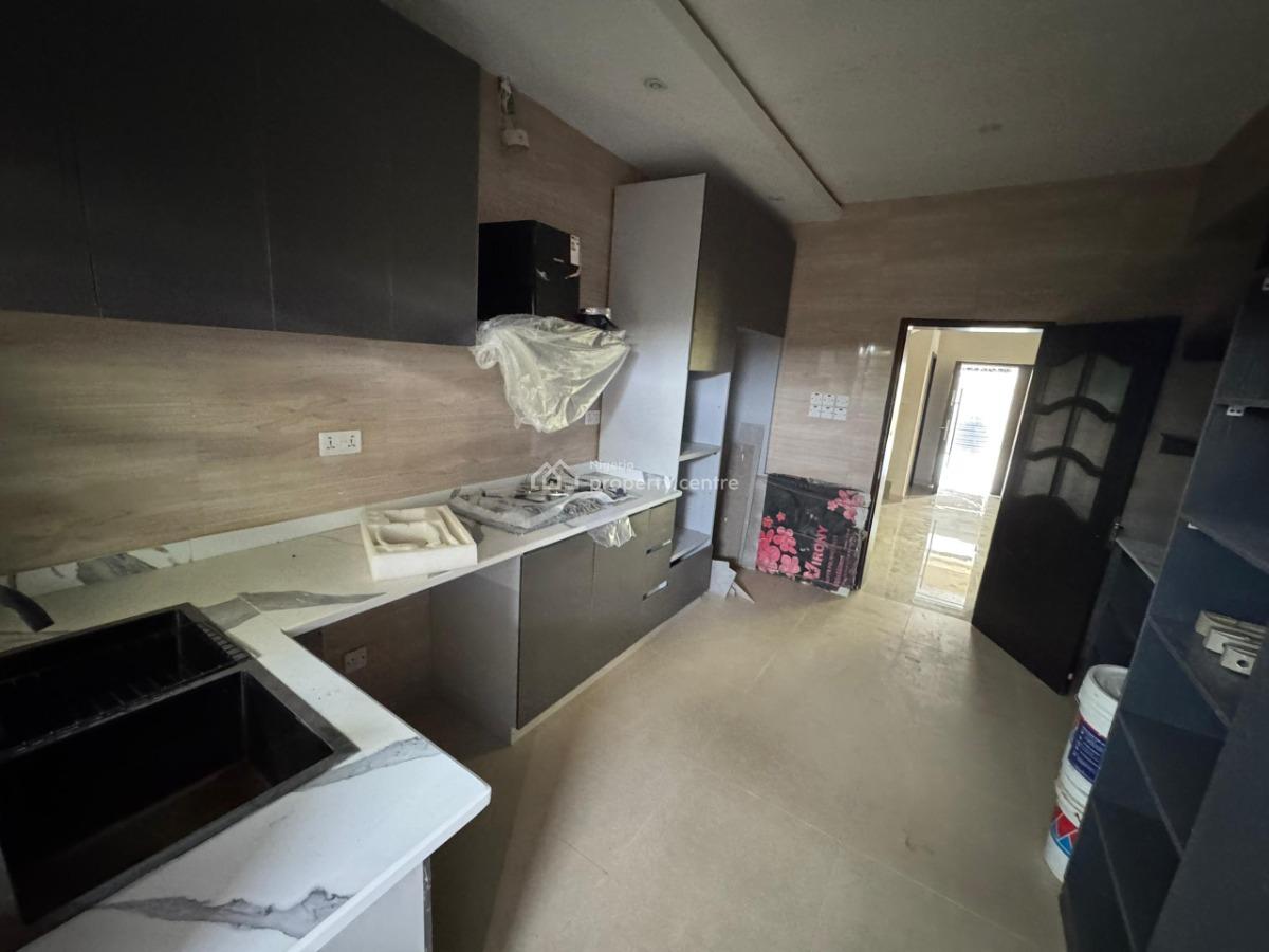 a Very Spacious 3 Bedrooms Terraced Duplex with Bq in a Fully Serviced, Lekk Right, Lekki Phase 1, Lekki, Lagos, Terraced Duplex for Rent