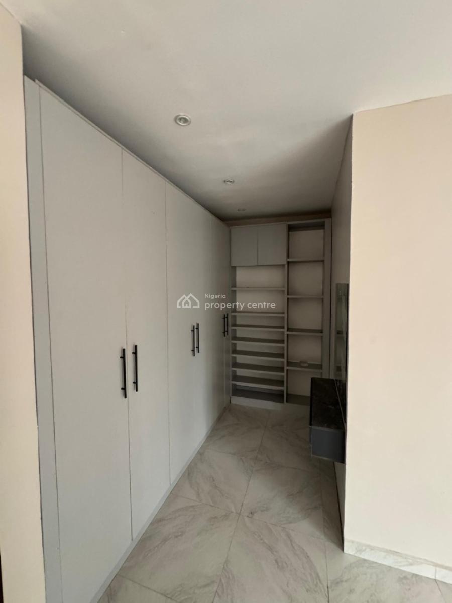 a Very Spacious 3 Bedrooms Terraced Duplex with Bq in a Fully Serviced, Lekk Right, Lekki Phase 1, Lekki, Lagos, Terraced Duplex for Rent