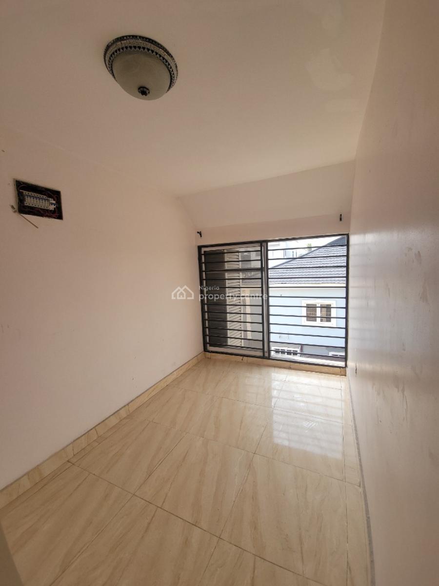 1bedroom Flat in Lekki Phase 1, Lekki Phase 1, Lekki, Lagos, Mini Flat (room and Parlour) for Rent