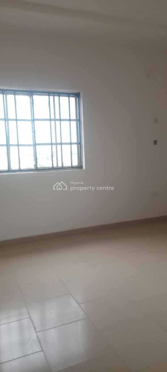 Now Selling, Mobil Road Ilaje Ajah, Ilaje, Ajah, Lagos, Flat / Apartment for Sale