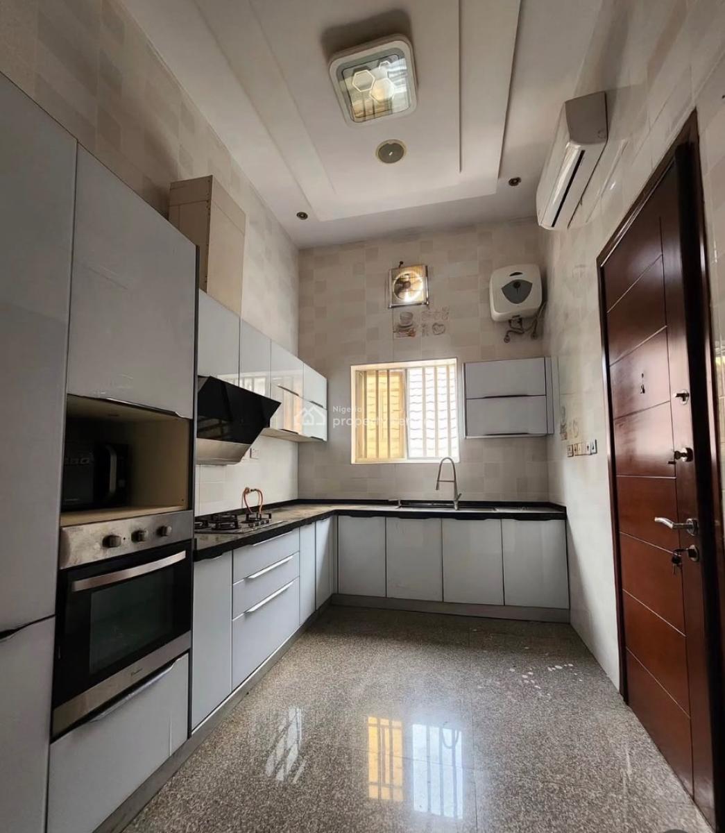 3 Bedroom Apartment with a Bq Available in Banana Island, Banana Island, Ikoyi, Lagos, Flat / Apartment for Rent