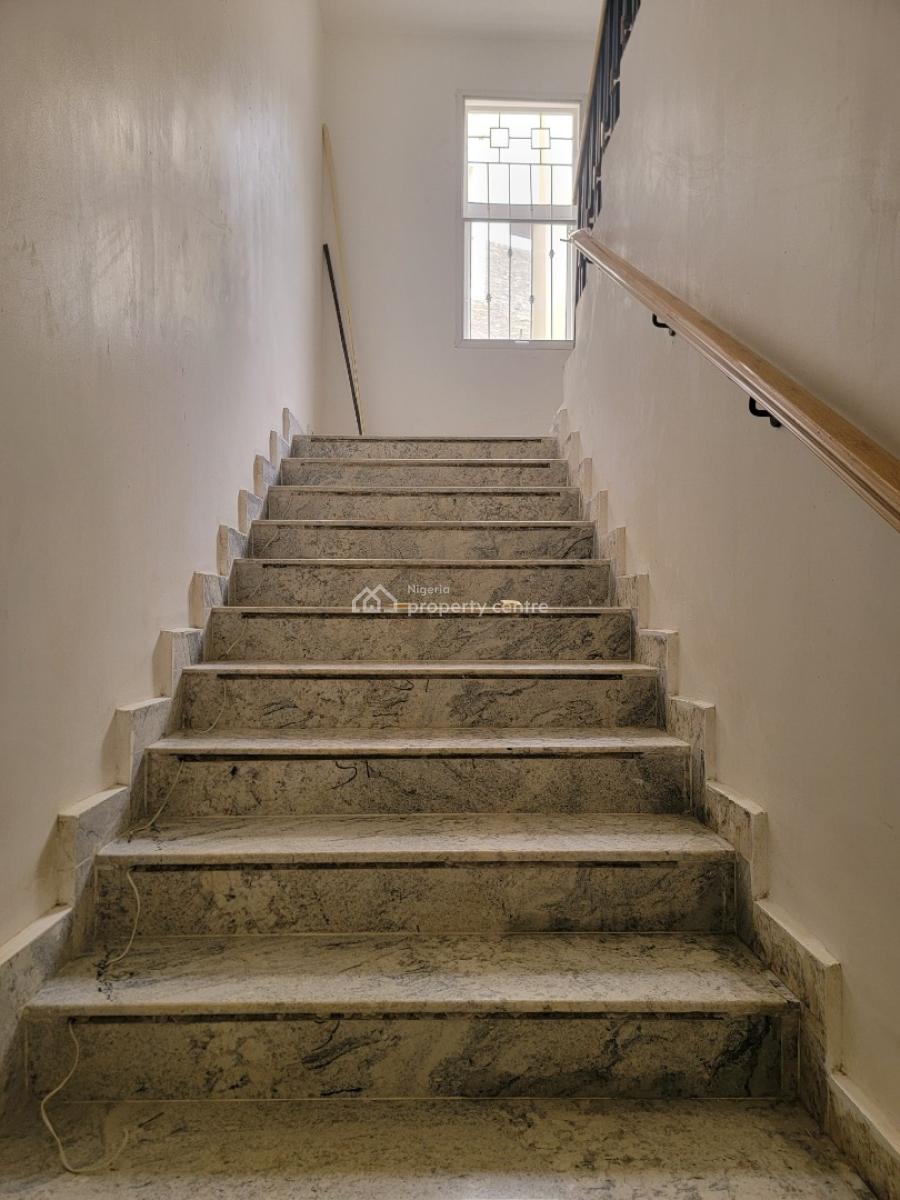 5 Bedroom Semi-detached Duplex, Guzape District, Abuja, Semi-detached Duplex for Sale