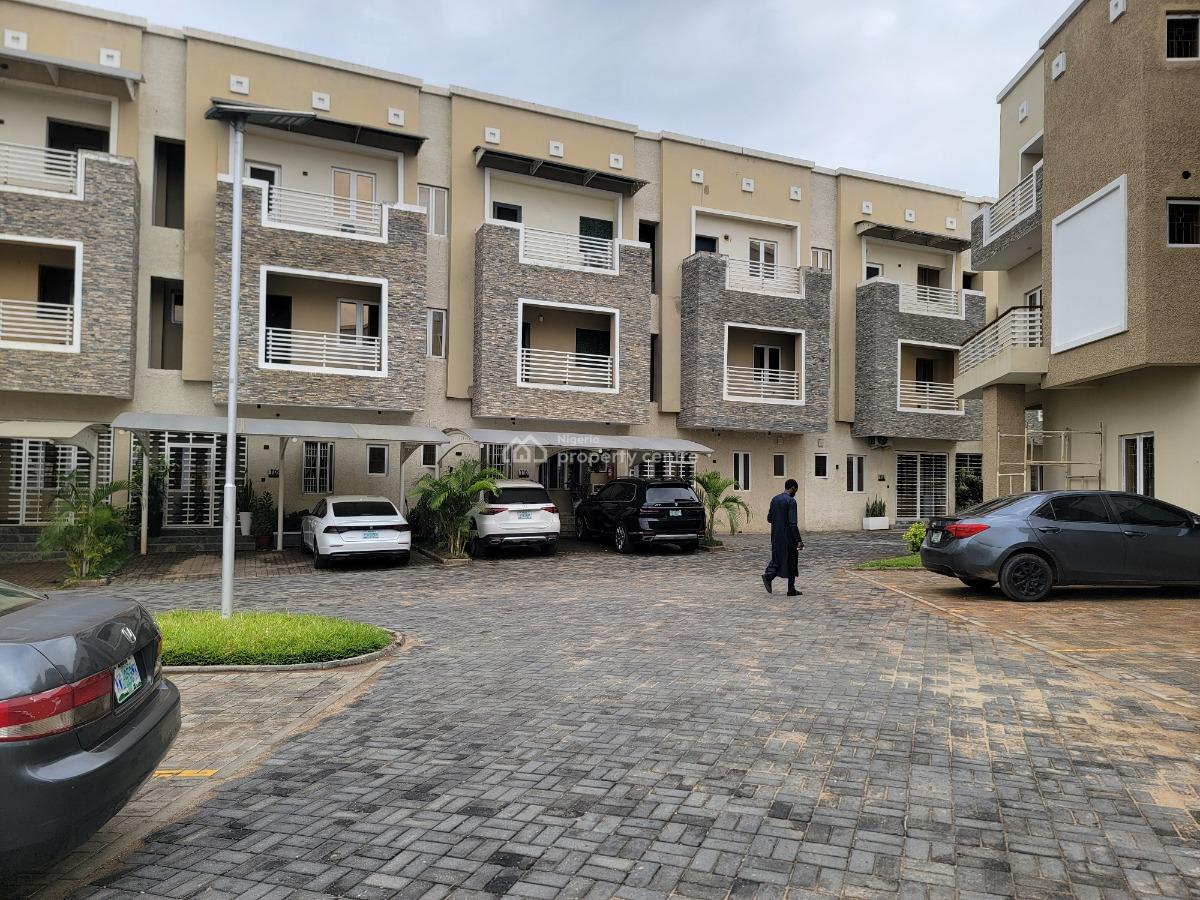 5 Bedroom Semi-detached Duplex, Guzape District, Abuja, Semi-detached Duplex for Sale