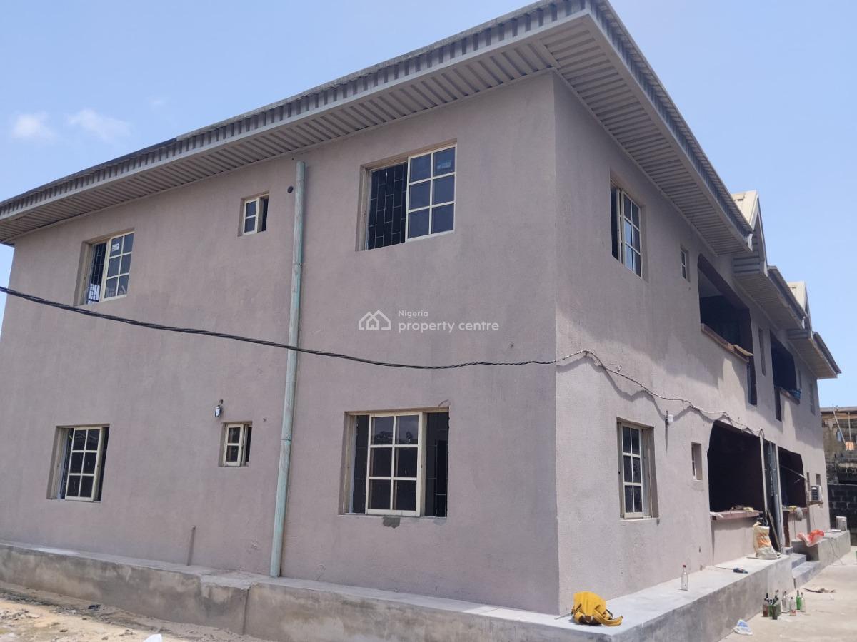 Well Renovated 3 Bedroom Apartment Upstairs, Estate By Lakowe Bus Stop, Lakowe, Ibeju Lekki, Lagos, Flat / Apartment for Rent