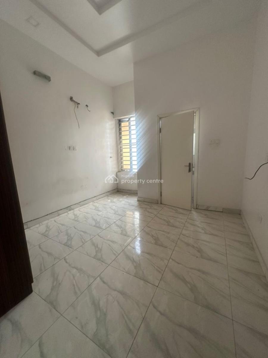 Spacious Standard Room Upstairs, Ikota Villa Estate, Ikota, Lekki, Lagos, Self Contain (single Rooms) for Rent