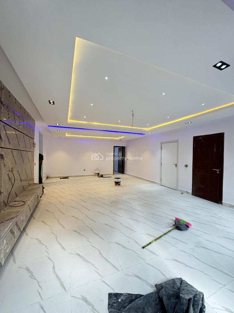 Luxurious Well Finished 3 Bedroom Apartment, Ogunlana Drive, Ogunlana, Surulere, Lagos, House for Sale