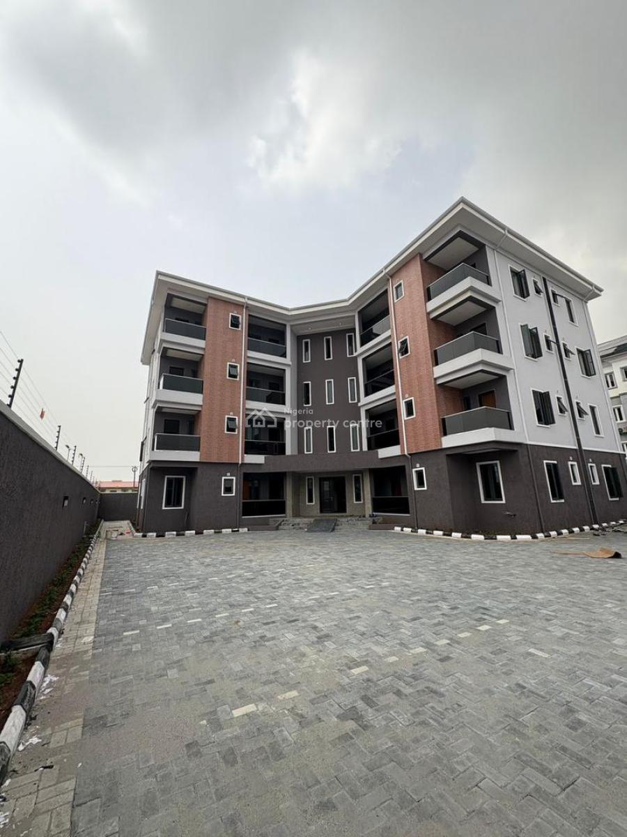 Exclusive Fully Finished 8 Units of 3 Bedrooms Apartment, Lekki Phase 1, Lekki, Lagos, Flat / Apartment for Rent