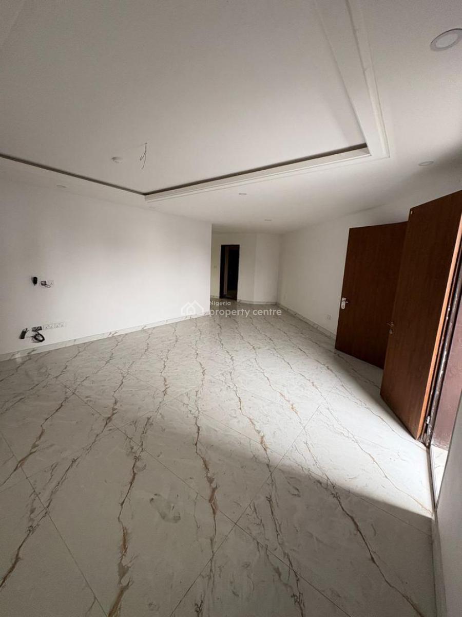 Exclusive Fully Finished 8 Units of 3 Bedrooms Apartment, Lekki Phase 1, Lekki, Lagos, Flat / Apartment for Rent