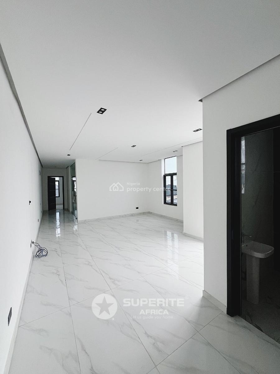 Luxury 2 Bedrooms Apartment, Ologolo, Lekki, Lagos, Flat / Apartment for Sale