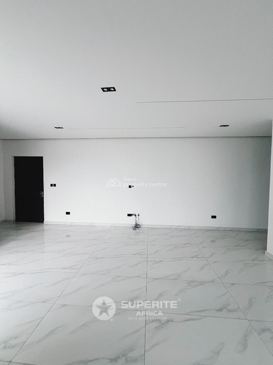 Luxury 2 Bedrooms Apartment, Ologolo, Lekki, Lagos, Flat / Apartment for Sale