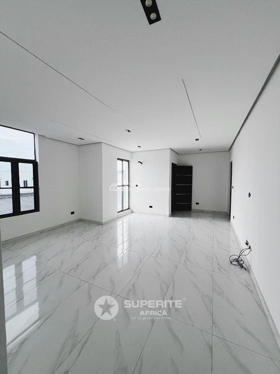 Luxury 2 Bedrooms Apartment, Ologolo, Lekki, Lagos, Flat / Apartment for Sale