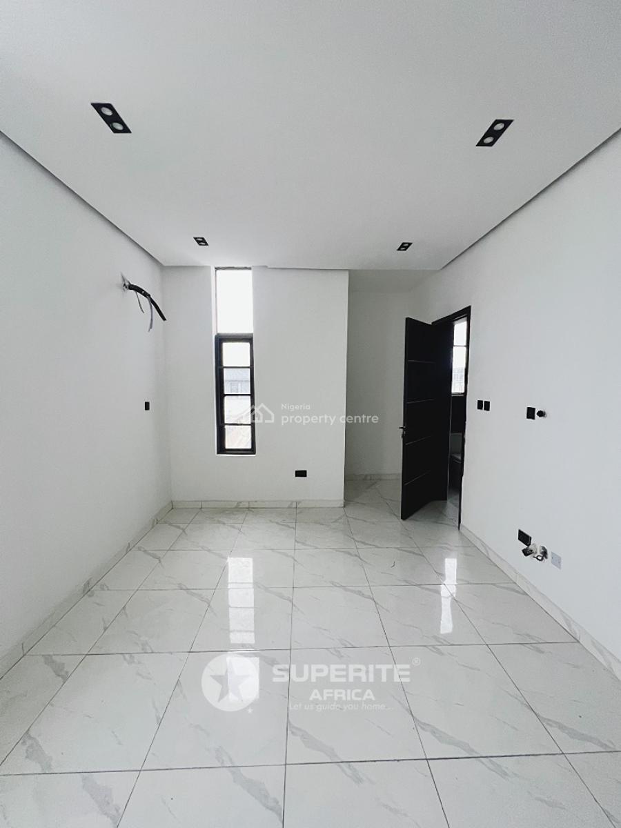 Luxury 2 Bedrooms Apartment, Ologolo, Lekki, Lagos, Flat / Apartment for Sale