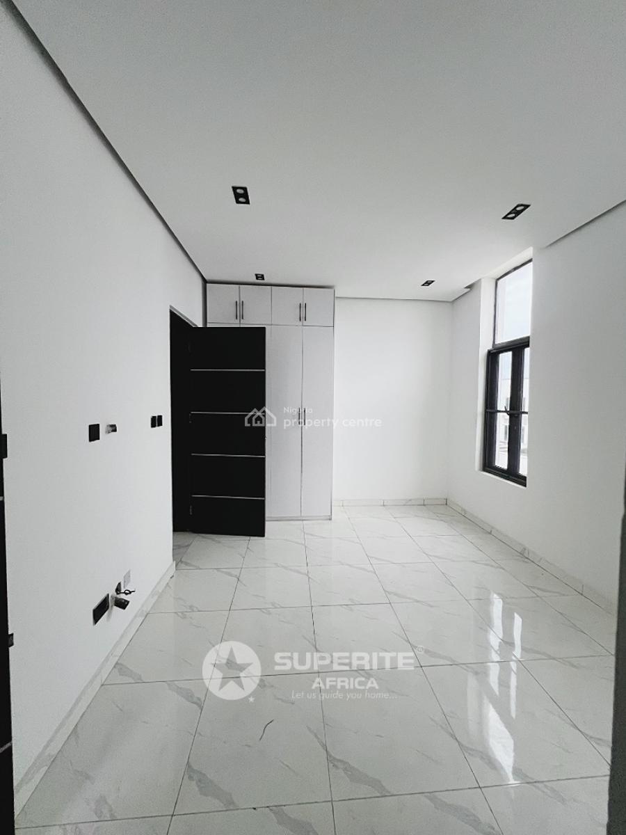 Luxury 2 Bedrooms Apartment, Ologolo, Lekki, Lagos, Flat / Apartment for Sale