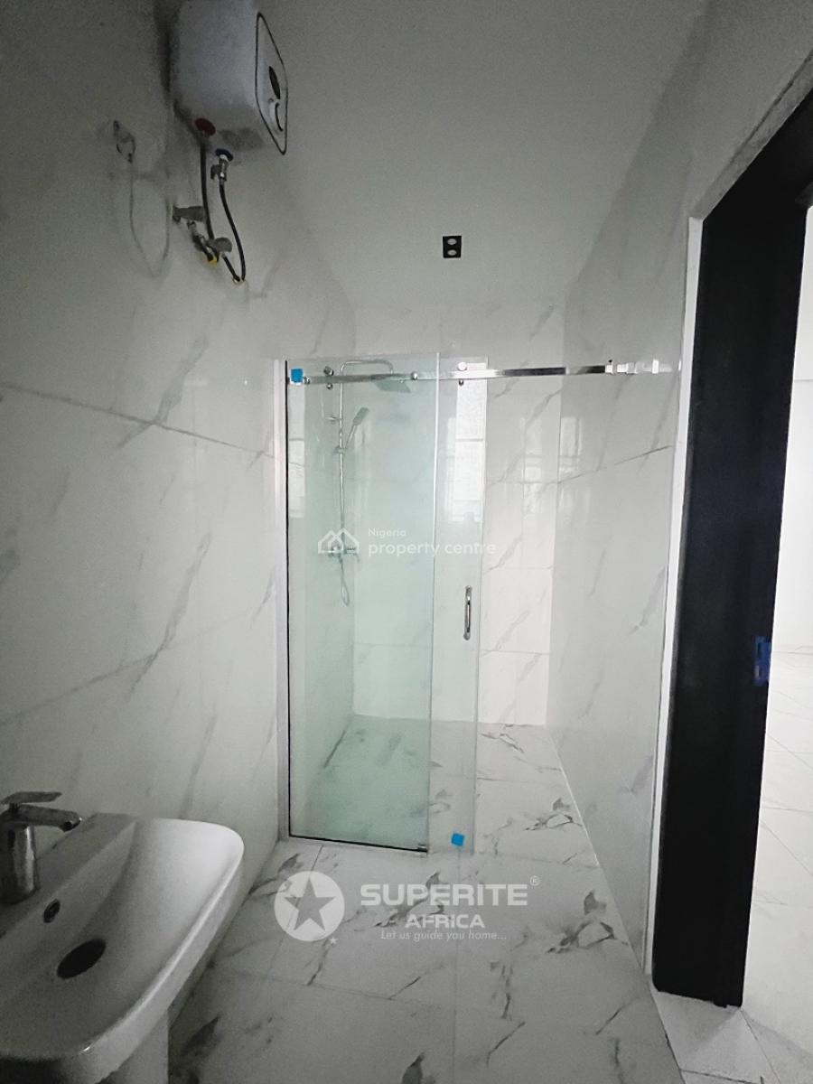 Luxury 2 Bedrooms Apartment, Ologolo, Lekki, Lagos, Flat / Apartment for Sale