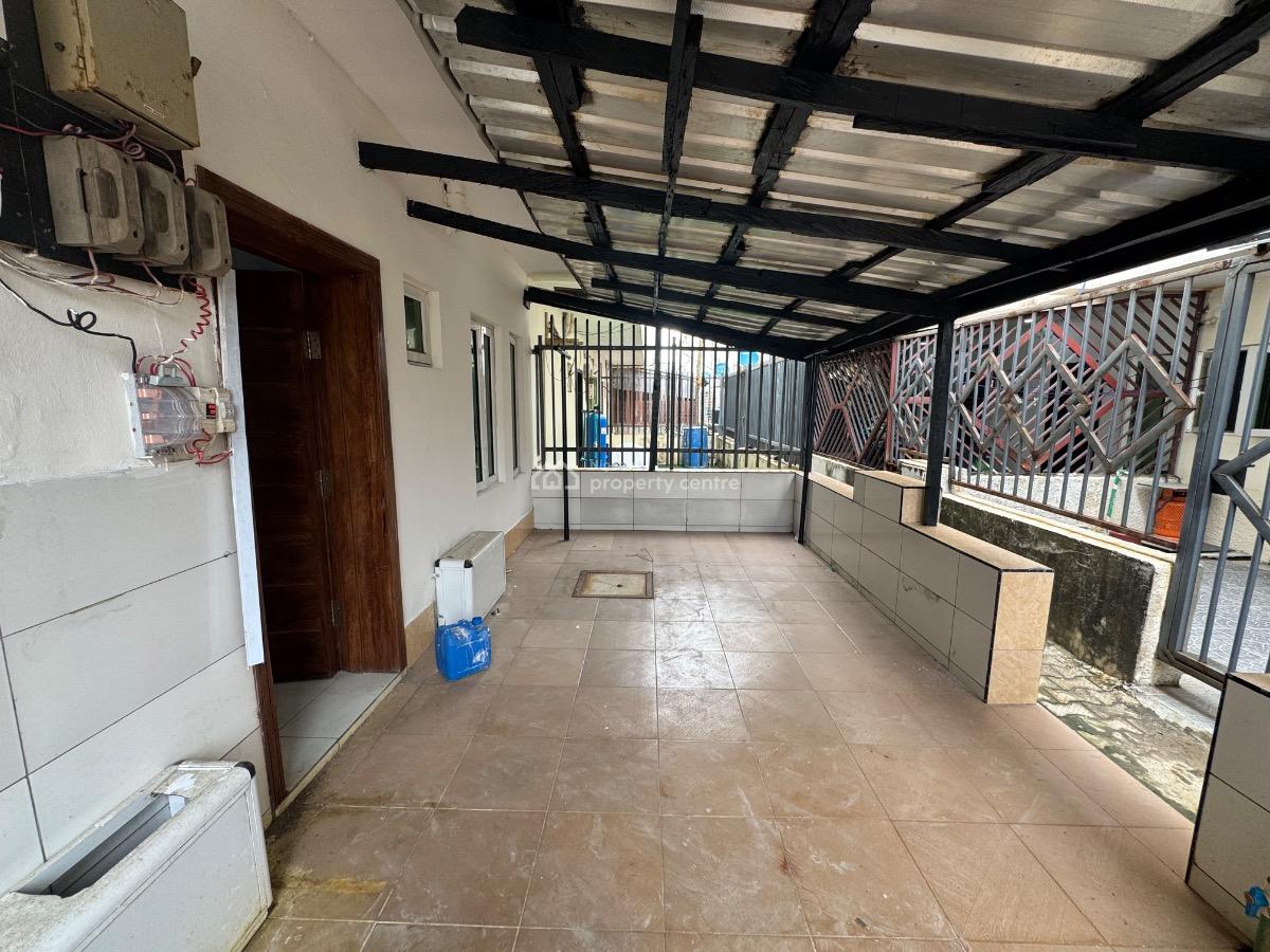 a Serviced 2 Bedroom Terrace with Inbuilt Bq, Ikate Elegushi, Lekki, Lagos, Flat / Apartment for Rent