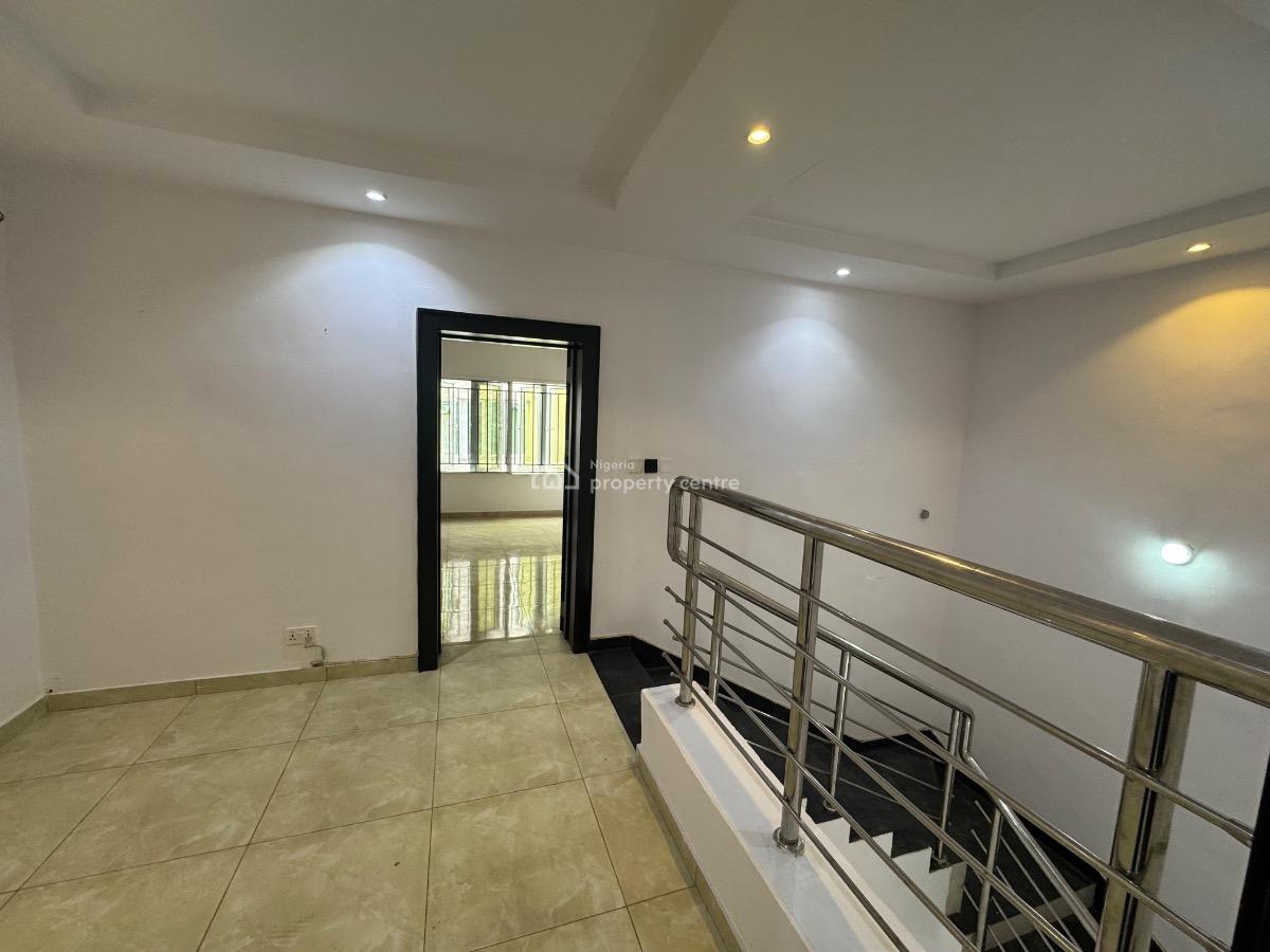 a Serviced 2 Bedroom Terrace with Inbuilt Bq, Ikate Elegushi, Lekki, Lagos, Flat / Apartment for Rent