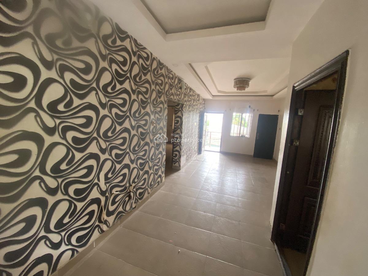 2 Bedroom Flat, Ogombo Road, Ogombo, Ajah, Lagos, Flat / Apartment for Rent
