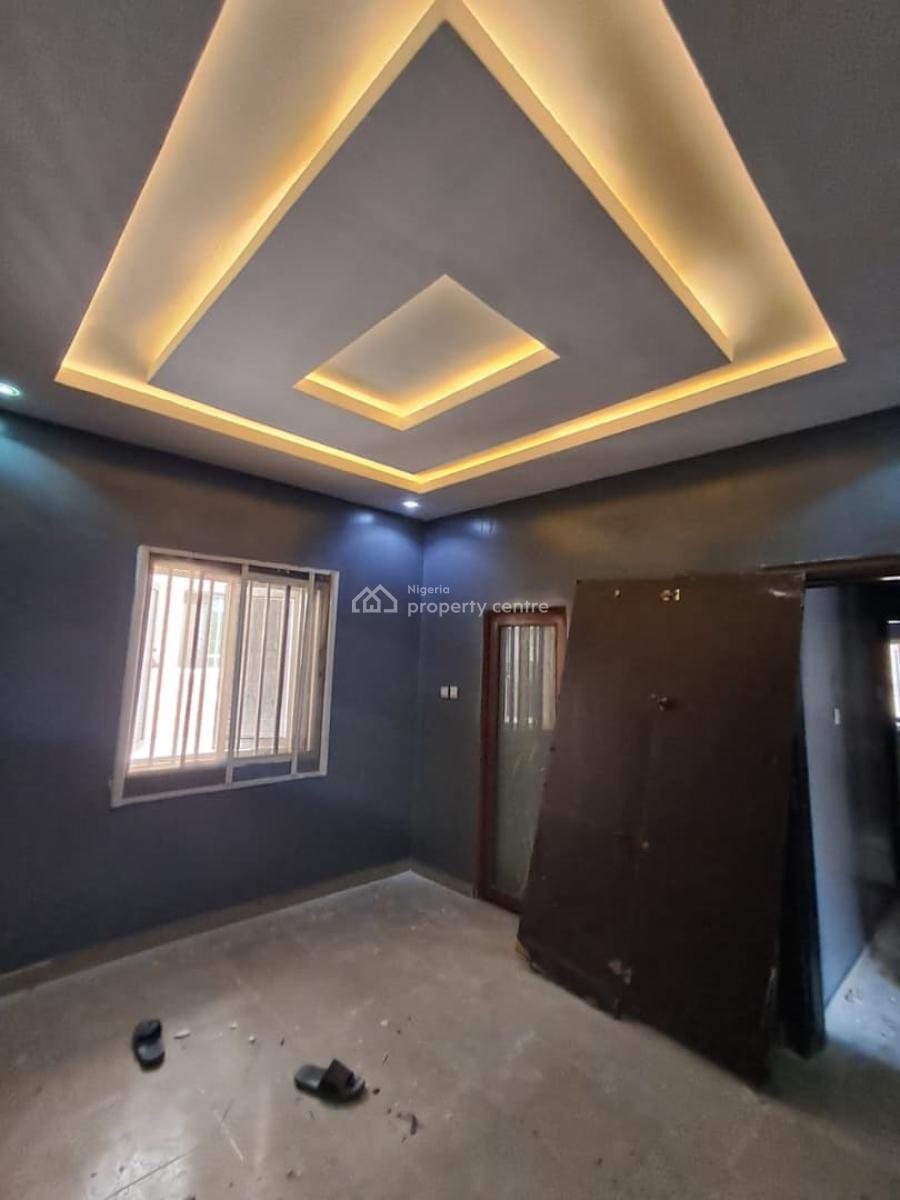 Newly Well Renovated 3bedroom Terrence Duplex, Off Alpha Beach Road Opp Chevron, Lekki, Lagos, Terraced Duplex for Rent