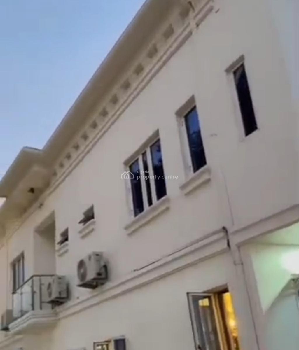 5 Bedroom Semi-detached Duplex and Fully Furnished with Bq, Maitama District, Abuja, Semi-detached Duplex for Sale