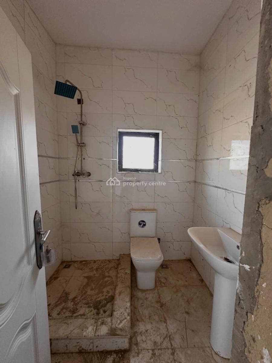 Newly Built 3 Bedroom with Bq., Jahi, Abuja, Flat / Apartment for Rent