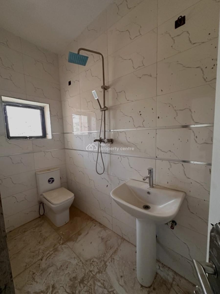 Newly Built 3 Bedroom with Bq., Jahi, Abuja, Flat / Apartment for Rent