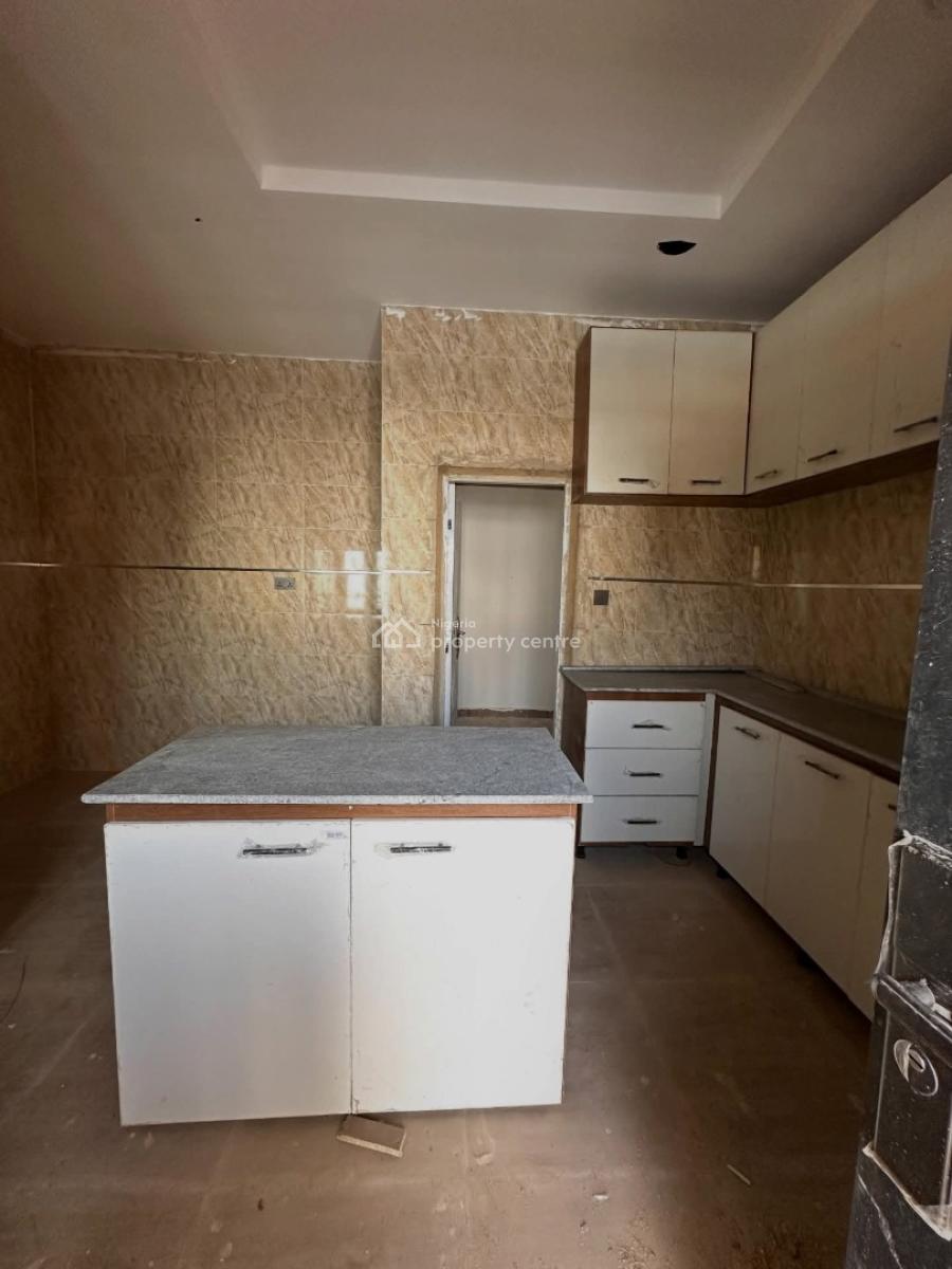 Newly Built 3 Bedroom with Bq., Jahi, Abuja, Flat / Apartment for Rent