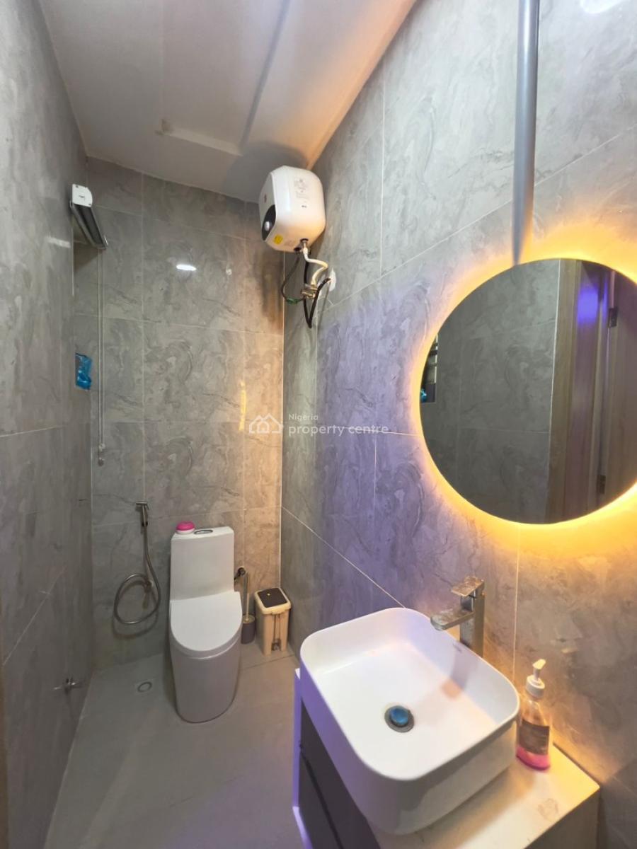 2 Bedroom Fully Furnished Apartment, Ilasan, Lekki, Lagos, Flat / Apartment for Rent