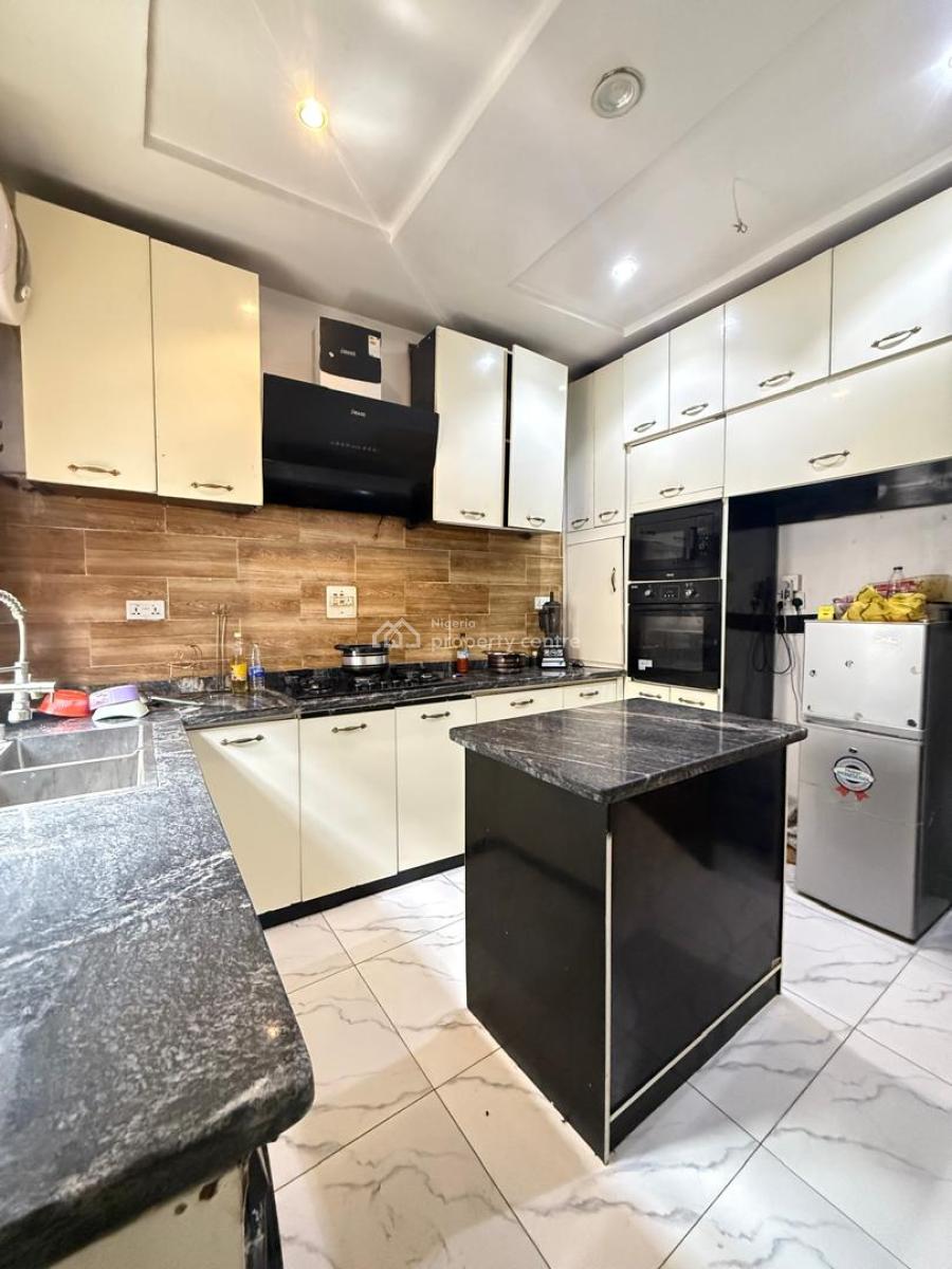 4 Bedroom Terrace Duplex Double Floor & Bq, Thomas Estate, Ajah, Lagos, Terraced Duplex for Sale