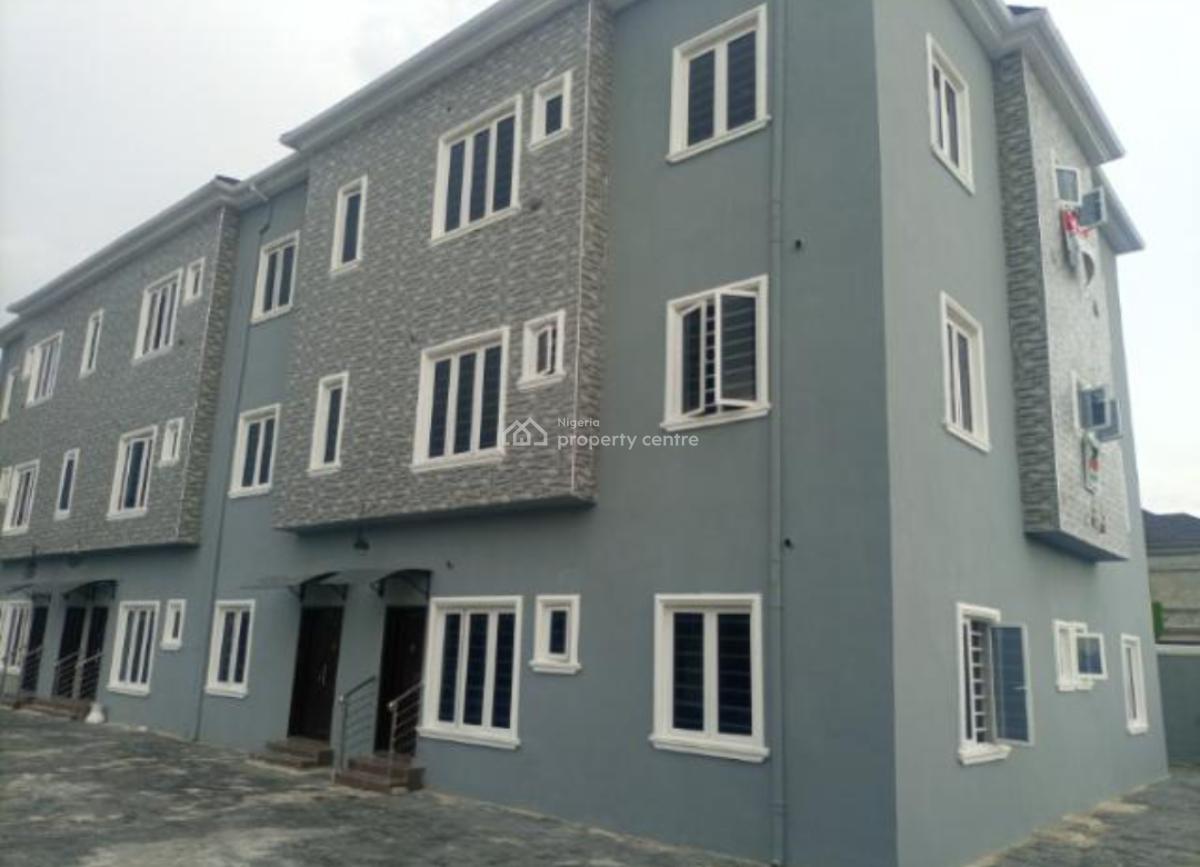 Room and Parlor, Mobil Road, Ilaje, Ajah, Lagos, Mini Flat (room and Parlour) for Rent