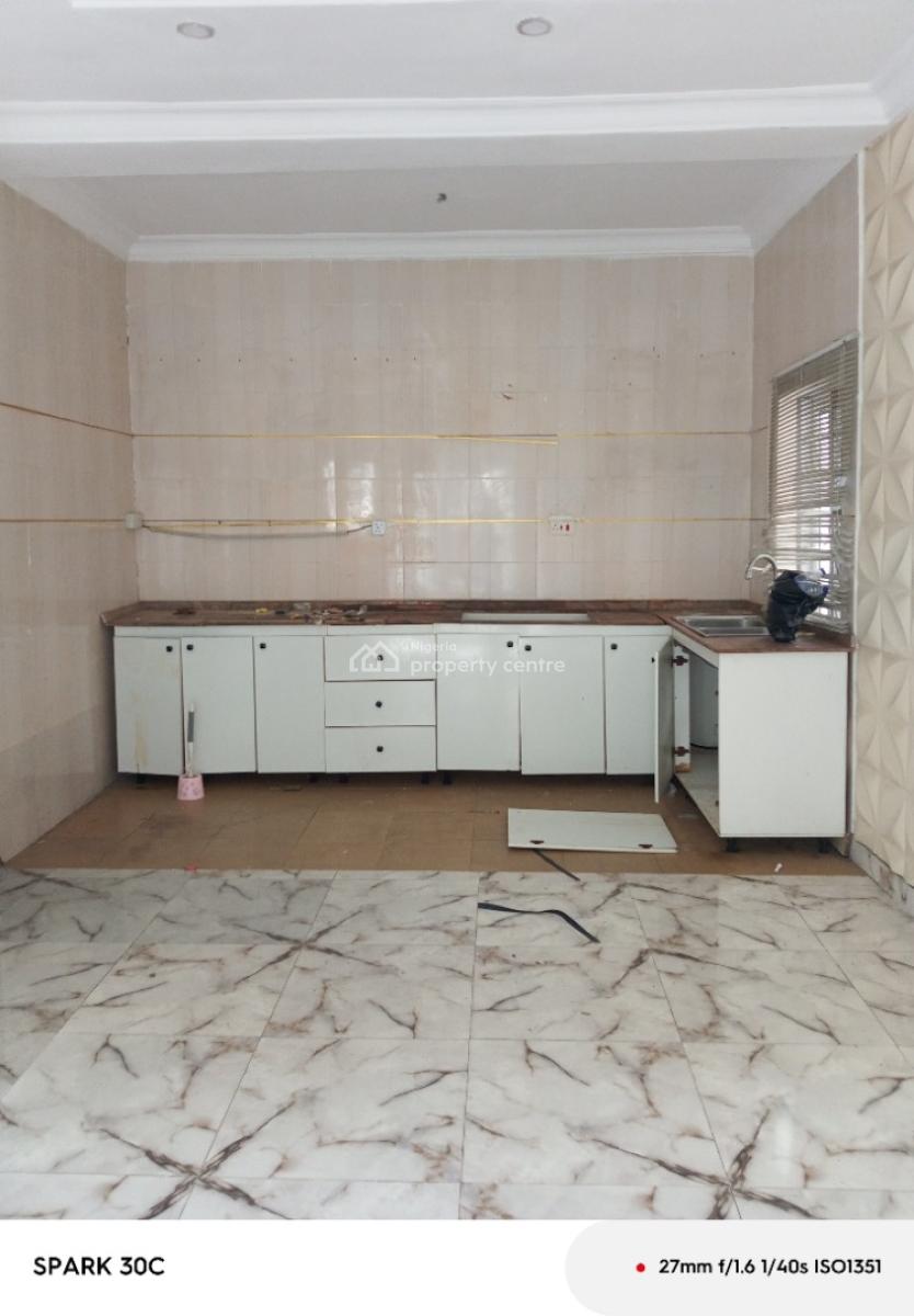 Room and Parlor Open Plan Kitchen, Mobil Road, Ilaje, Ajah, Lagos, Mini Flat (room and Parlour) for Rent
