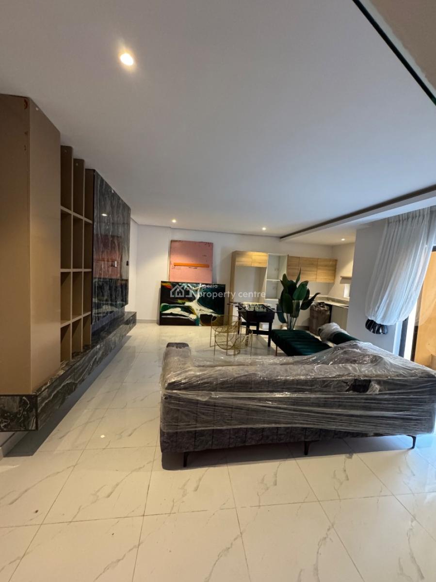 2 Bedroom Apartment, Lekki Phase 1, Lekki, Lagos, Flat / Apartment for Rent