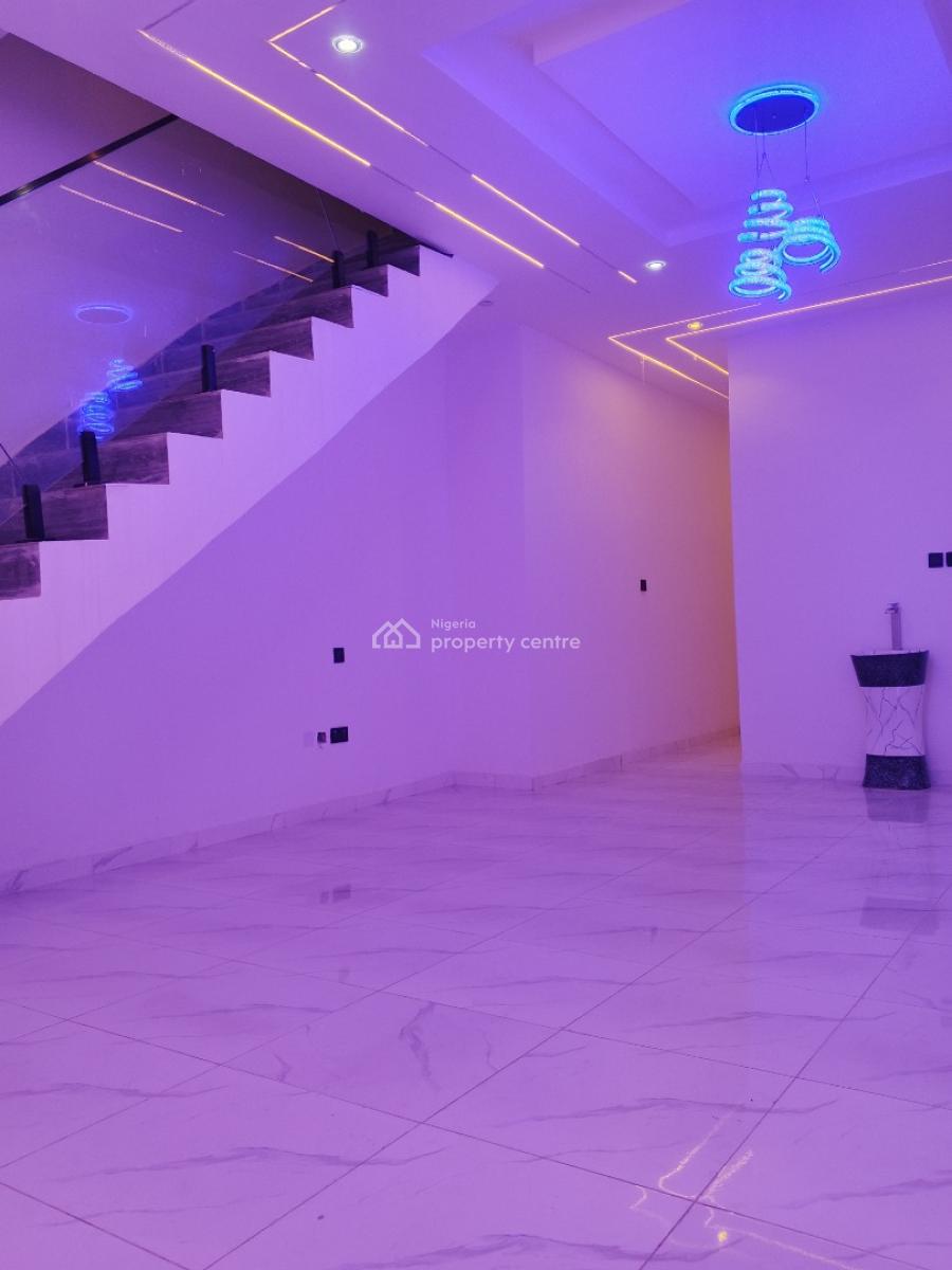 4 Bedroom Semi Detached Duplex Available in a Serene Area, Railway Compound, Ebute Metta West, Yaba, Lagos, Semi-detached Duplex for Sale