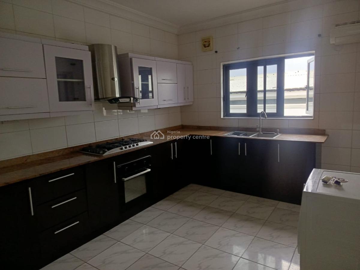 2 Bedroom with Elevator, 3rd Floor, Oniru, Victoria Island (vi), Lagos, Flat / Apartment for Rent