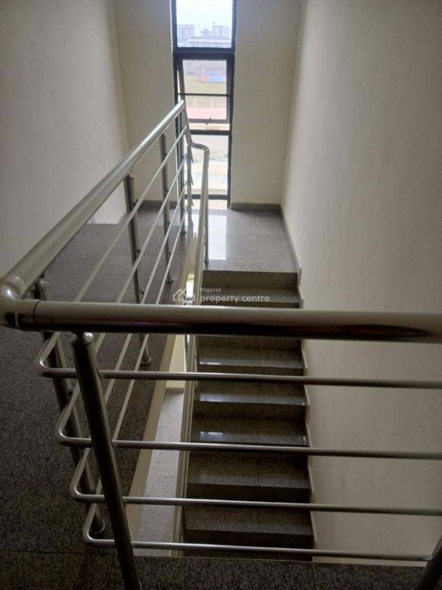 2 Bedroom with Elevator, 3rd Floor, Oniru, Victoria Island (vi), Lagos, Flat / Apartment for Rent