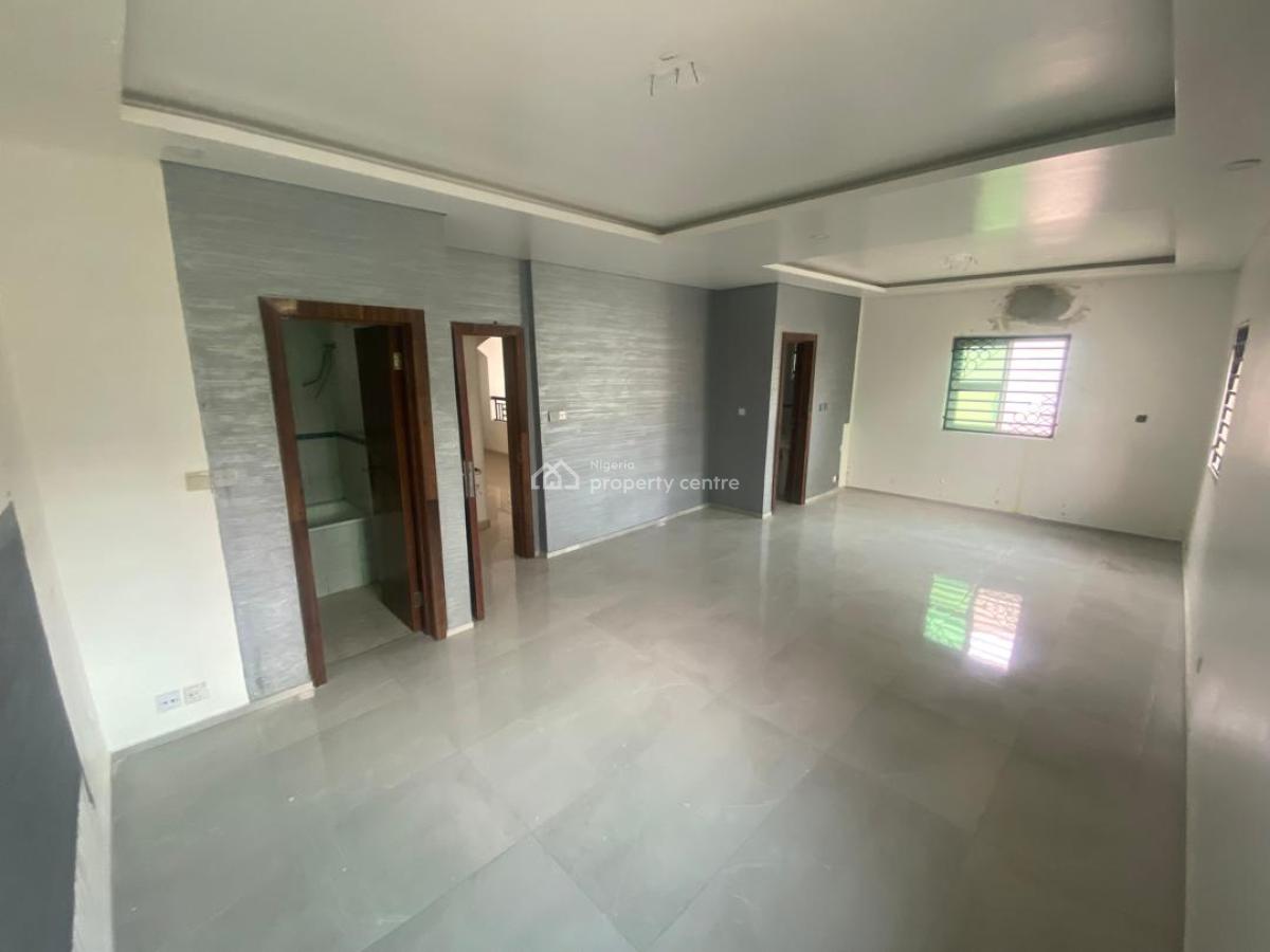 4-bedroom Detached House with 2-room Domestic Staff Quarters, Admiralty Way, Lekki Phase 1, Lekki, Lagos, Detached Duplex for Rent
