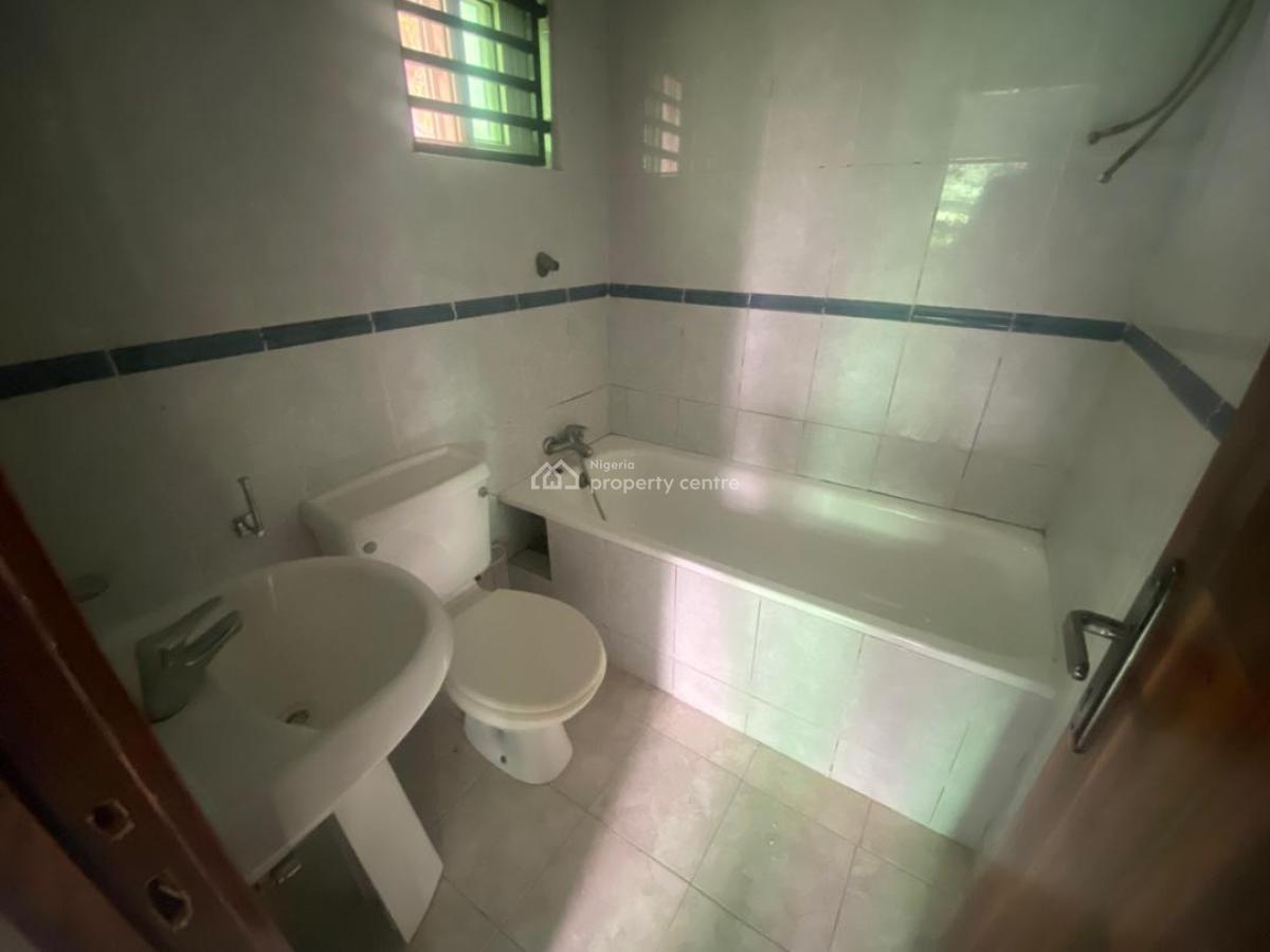 4-bedroom Detached House with 2-room Domestic Staff Quarters, Admiralty Way, Lekki Phase 1, Lekki, Lagos, Detached Duplex for Rent