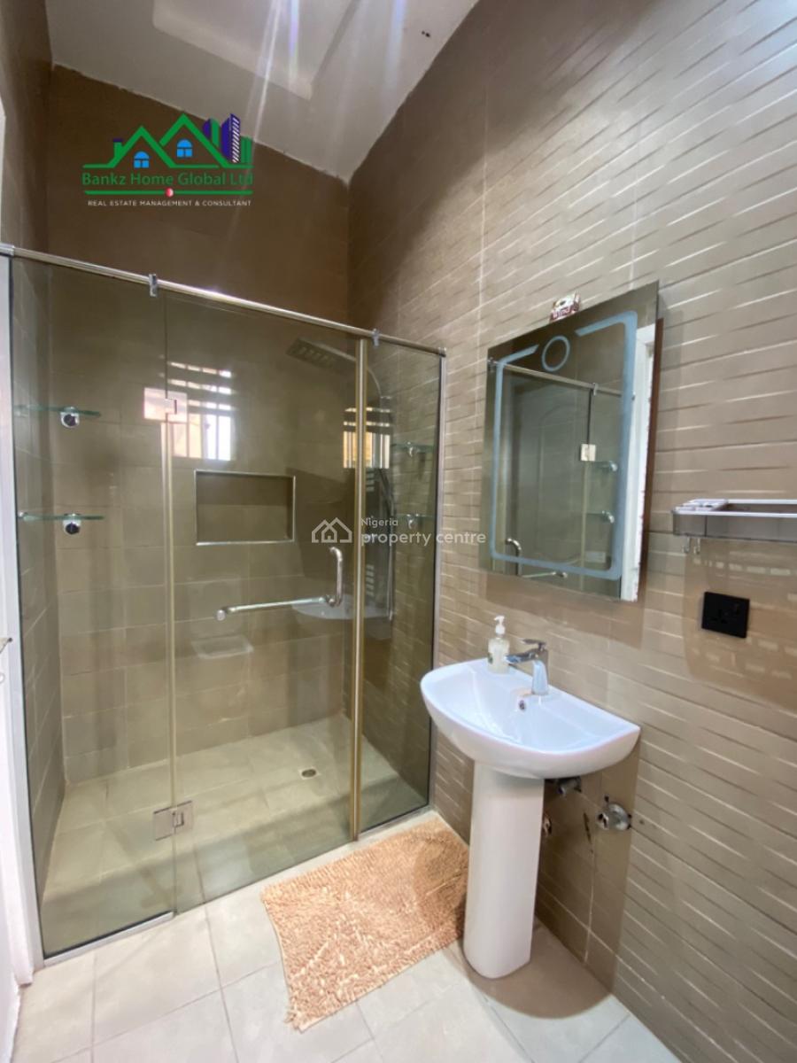 Fully Furnished 3 Bedroom Apartment with a Bq, Lekki Phase 1, Lekki, Lagos, Flat / Apartment for Rent