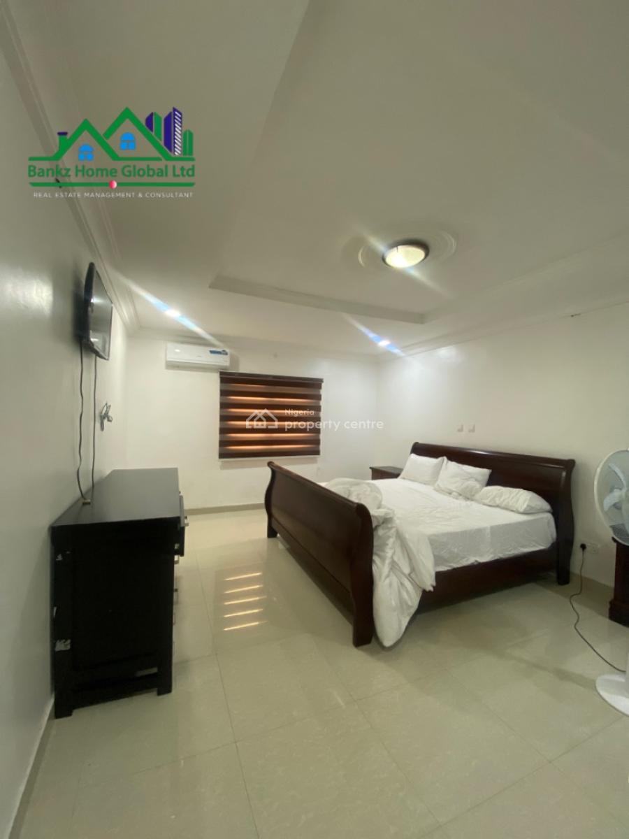 Fully Furnished 2 Bedroom Apartment with a Bq, Lekki Phase 1, Lekki, Lagos, Flat / Apartment for Rent
