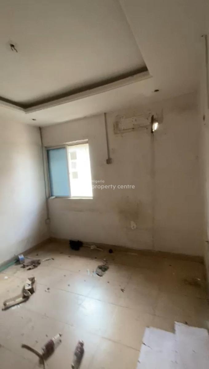 Spacious Mini Upflat, Sawmill, Gbagada, Lagos, Flat / Apartment for Rent