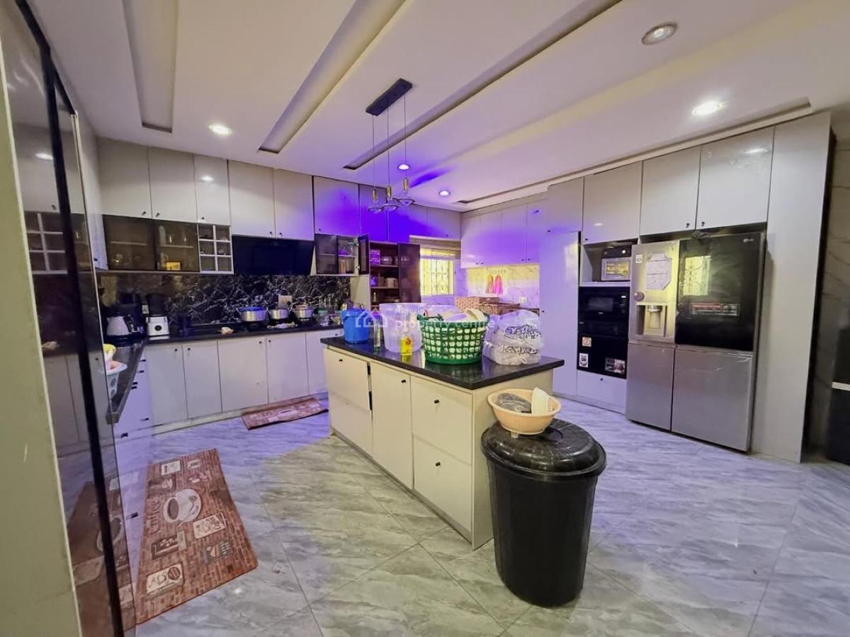 5 Bedroom Detached Bungalow + 2 Room Bq, Life Camp, Abuja, Detached Bungalow for Sale