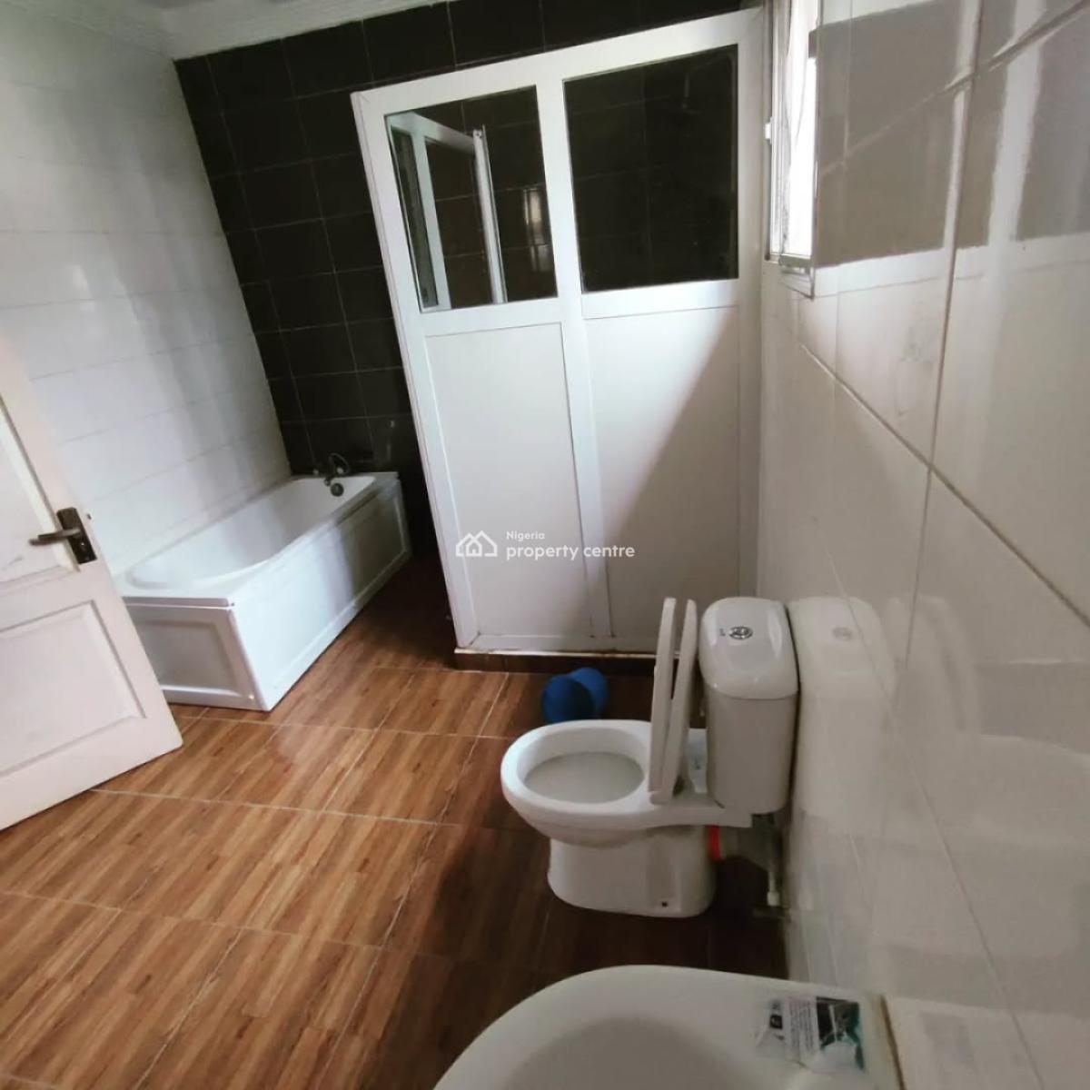 4 Bedroom Semi Detached with Bq, Domino Road Ologolo, Ologolo, Lekki, Lagos, Semi-detached Duplex for Rent