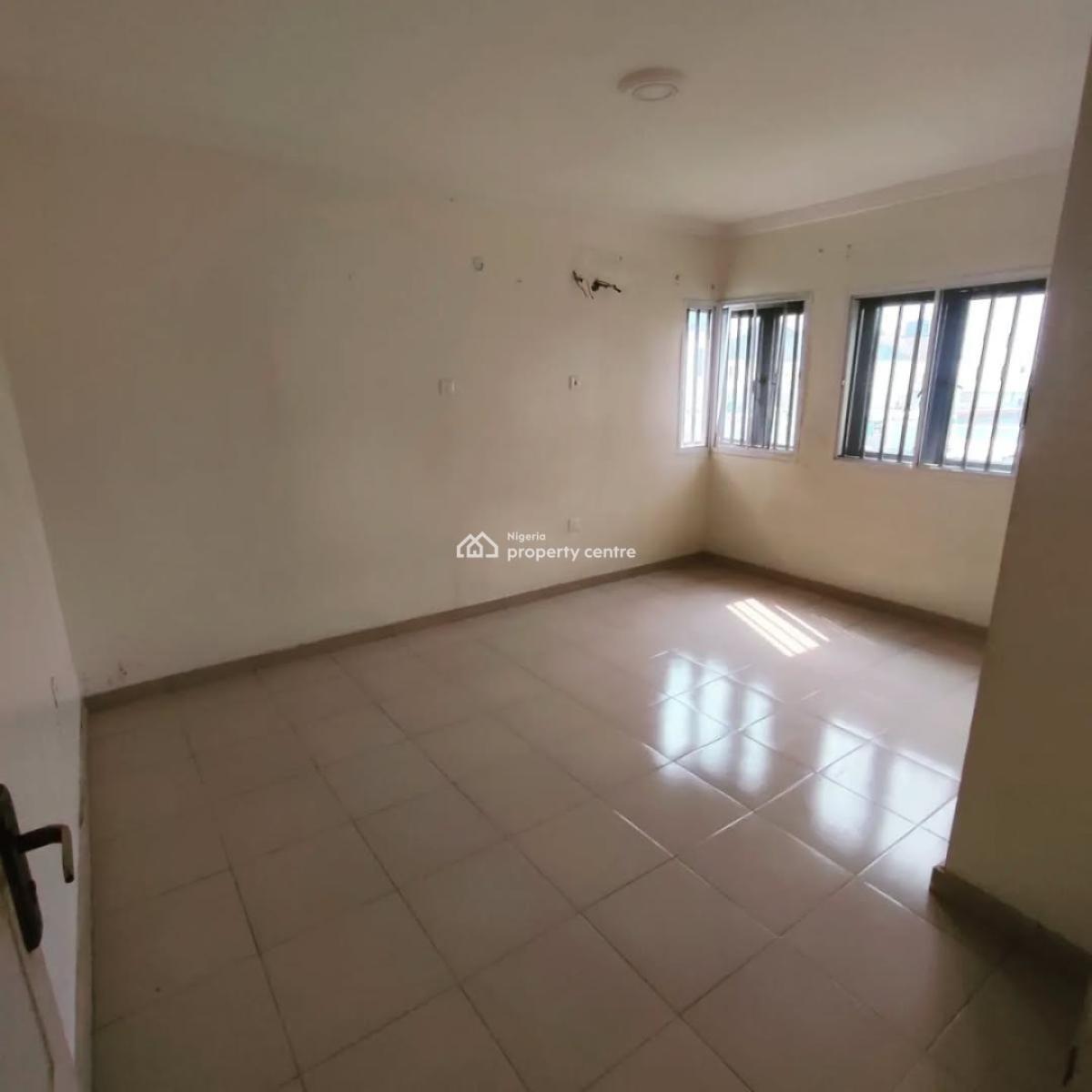 4 Bedroom Semi Detached with Bq, Domino Road Ologolo, Ologolo, Lekki, Lagos, Semi-detached Duplex for Rent