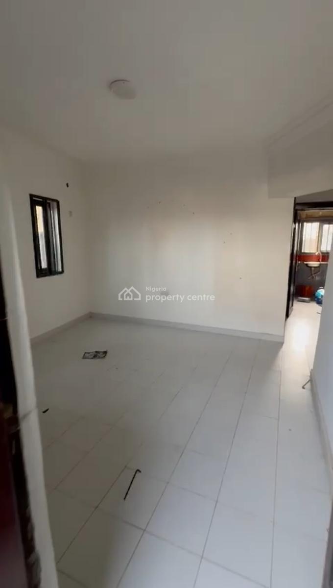 Spacious Mini Flat, Off Gbagada Road, Gbagada, Lagos, Mini Flat (room and Parlour) for Rent