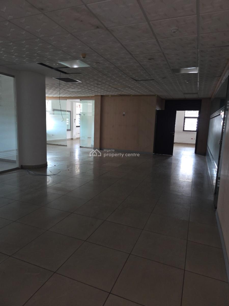 a Serviced 600 Sqm of Office Space, Lekki Phase 1, Lekki, Lagos, Office Space for Rent