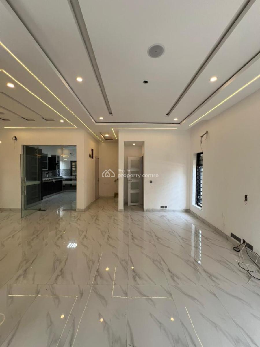 Spacious 4-bedroom Fully Detached House with Boys Quarters, Spacious 4-bedroom Fully Detached House with Boys’ Quarters in Chevron, Lekki, Lagos, Detached Duplex for Sale