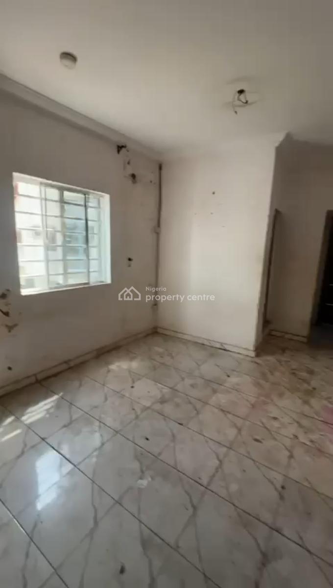 1 Bedroom Apartment, Opposite Cms Bus Stop, Akoka, Yaba, Lagos, Flat / Apartment for Rent