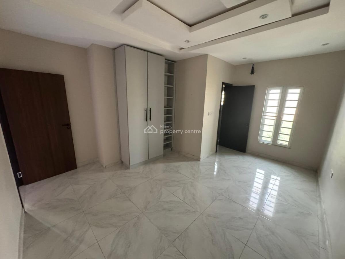 Spacious 3 Bedroom Terraced with Bq, Ikate, Lekki, Lagos, Terraced Duplex for Rent