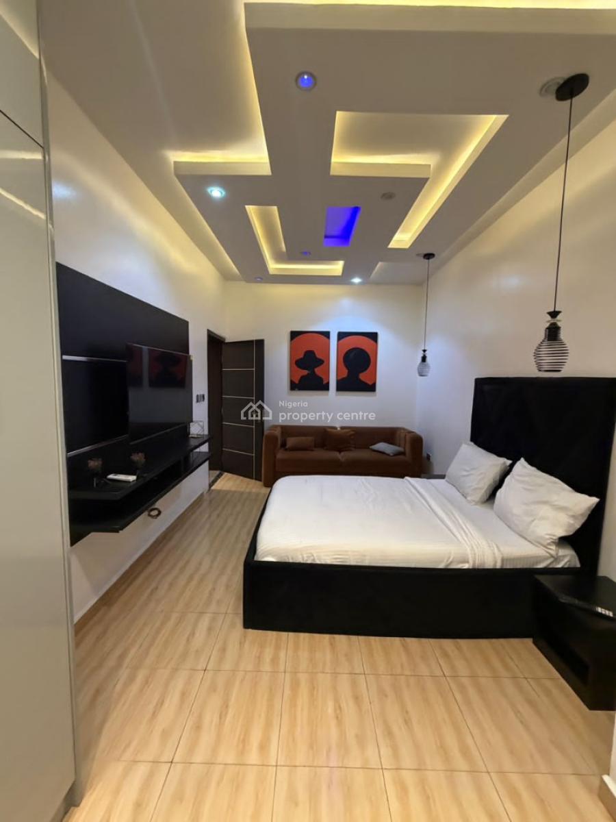 Fully Furnished 3 Bedroom Apartment with 1 Room Bq, Gilmore, Jahi, Abuja, Flat / Apartment for Sale