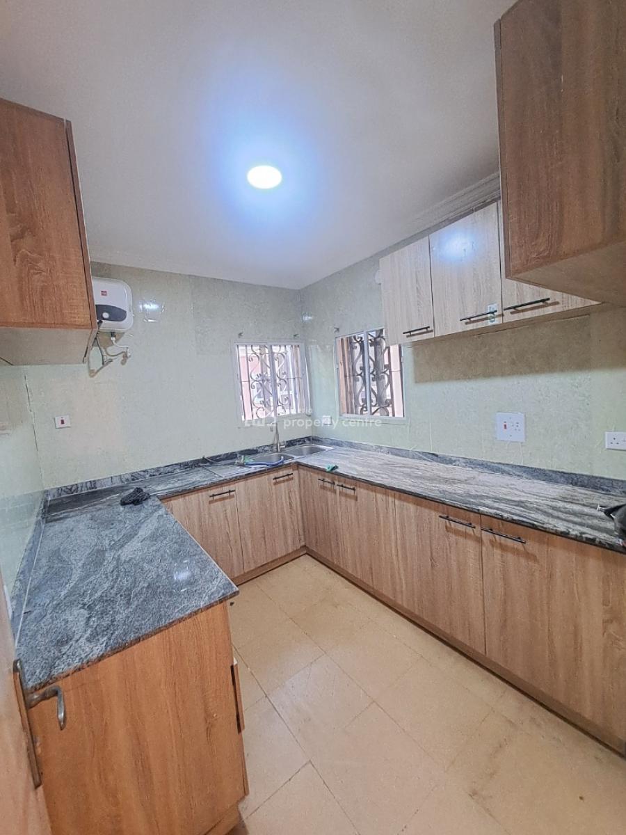 Well Built 3 Bedroom Apartment in a Gated Estate, Abraham Adesanya, Lekki, Lagos, Flat / Apartment for Rent