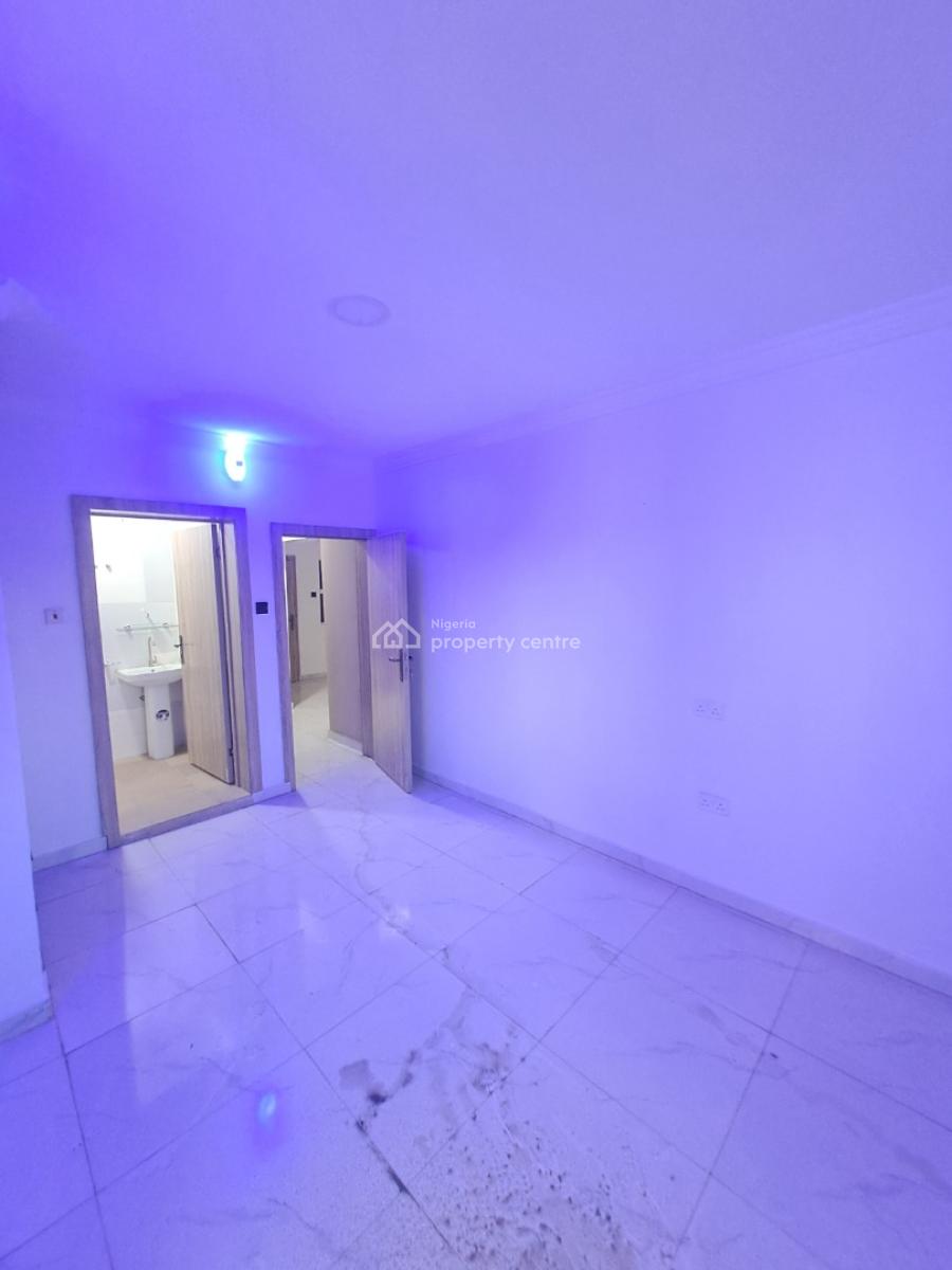 Well Built 3 Bedroom Apartment in a Gated Estate, Abraham Adesanya, Lekki, Lagos, Flat / Apartment for Rent